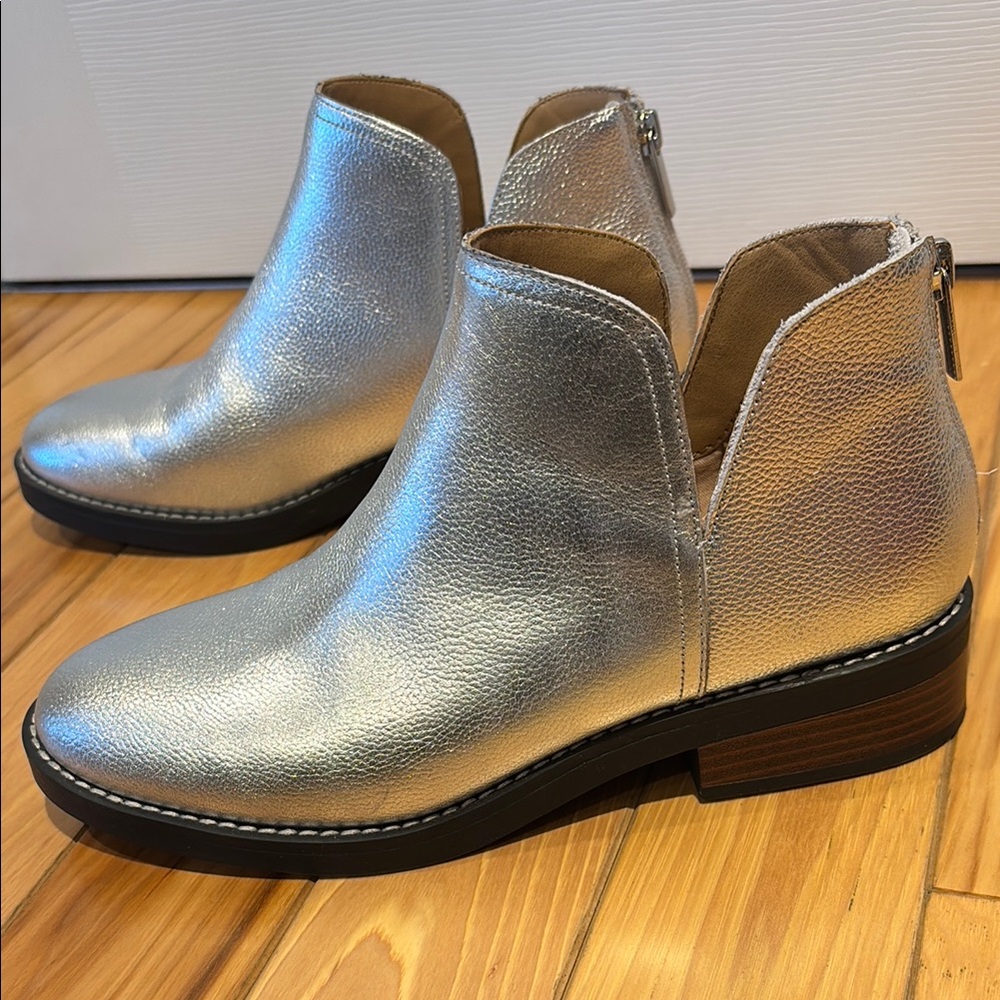Landsend Shiny Metallic Ankle Boots - Picture 2 of 7